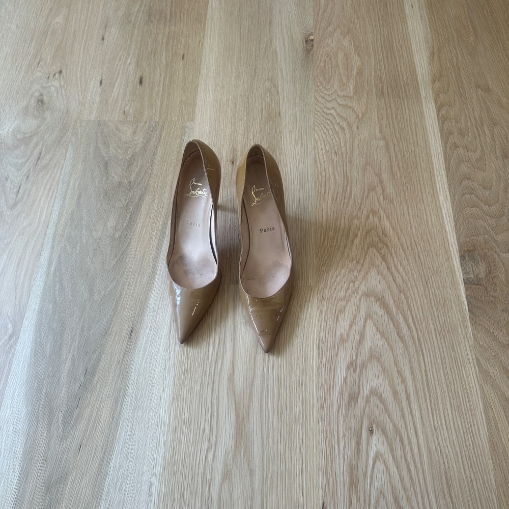 Christian Louboutain Beige Patent Leather High Heels - Picture 2 of 8